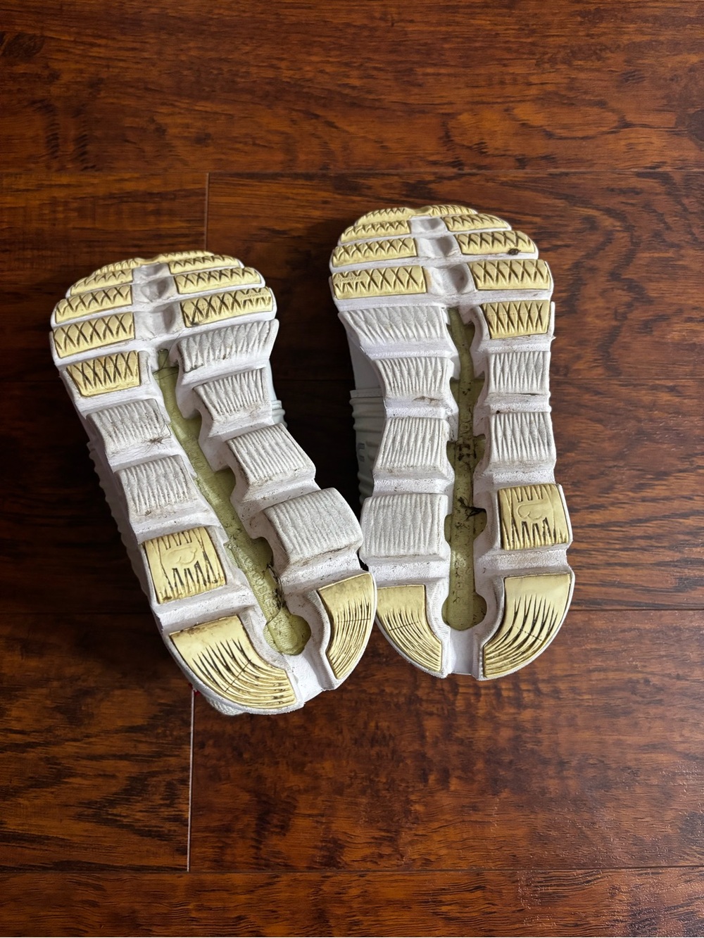 ON Running Cloudswift 2.0 Running Shoes White Yellow Limelight On Cloud Sneakers - Picture 9 of 9